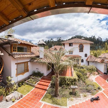 Hosteria Caballo Campana Cuenca Exterior photo